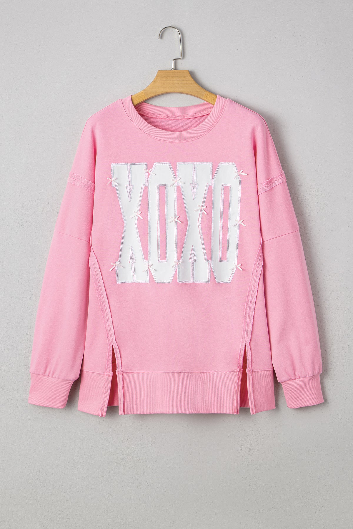 Pink Bow Sequin XOXO Letter Graphic Exposed Seam Baggy Sweatshirt