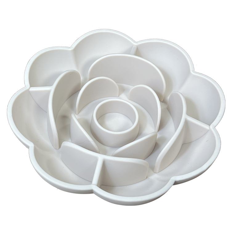 New Portable Dog Bowl Pet Feeder Licking Silicone Dog Bowl Slow Feeder Flower