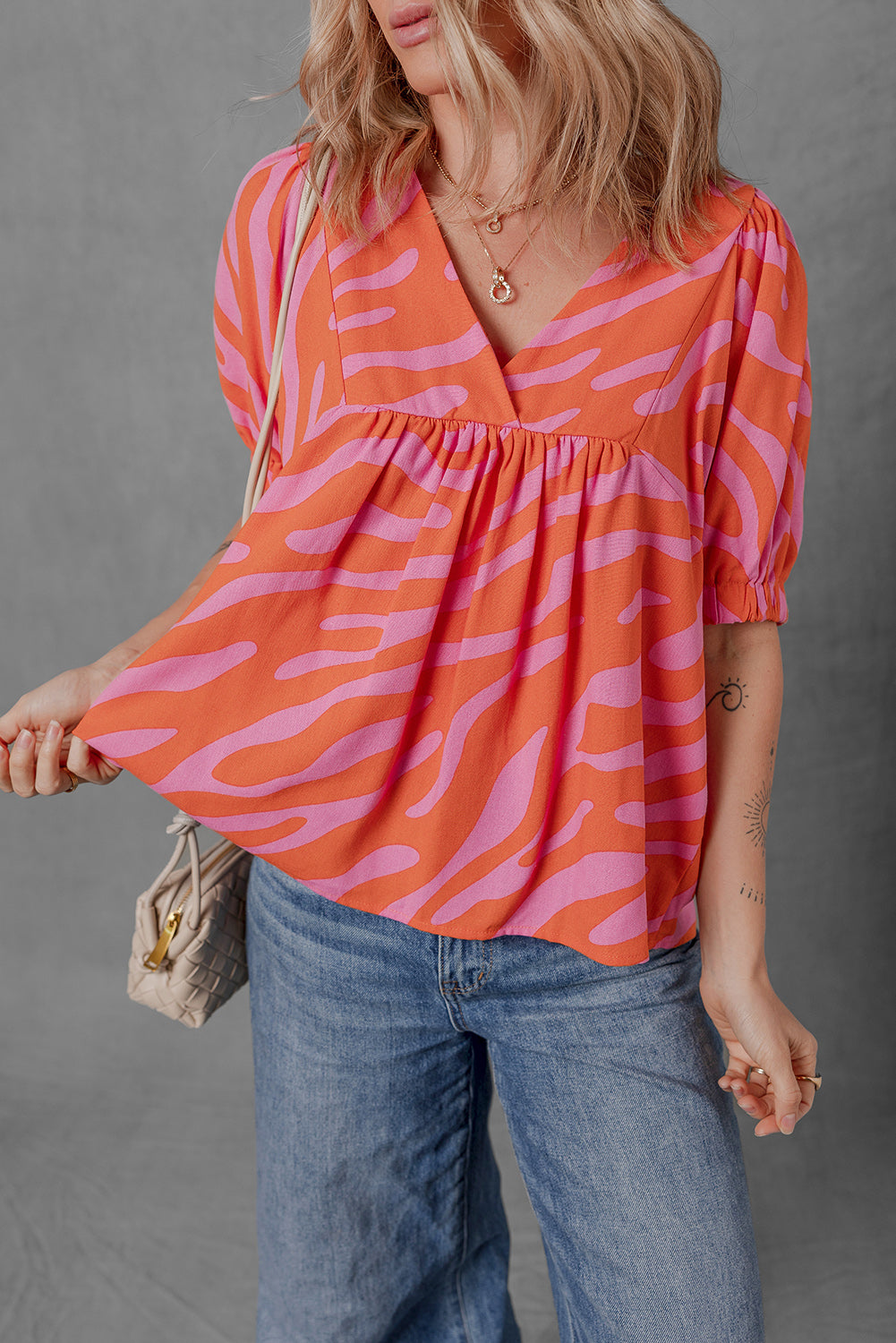 Orange Zebra Stripe Print Ruched Cuff Half Sleeve V Neck Blouse