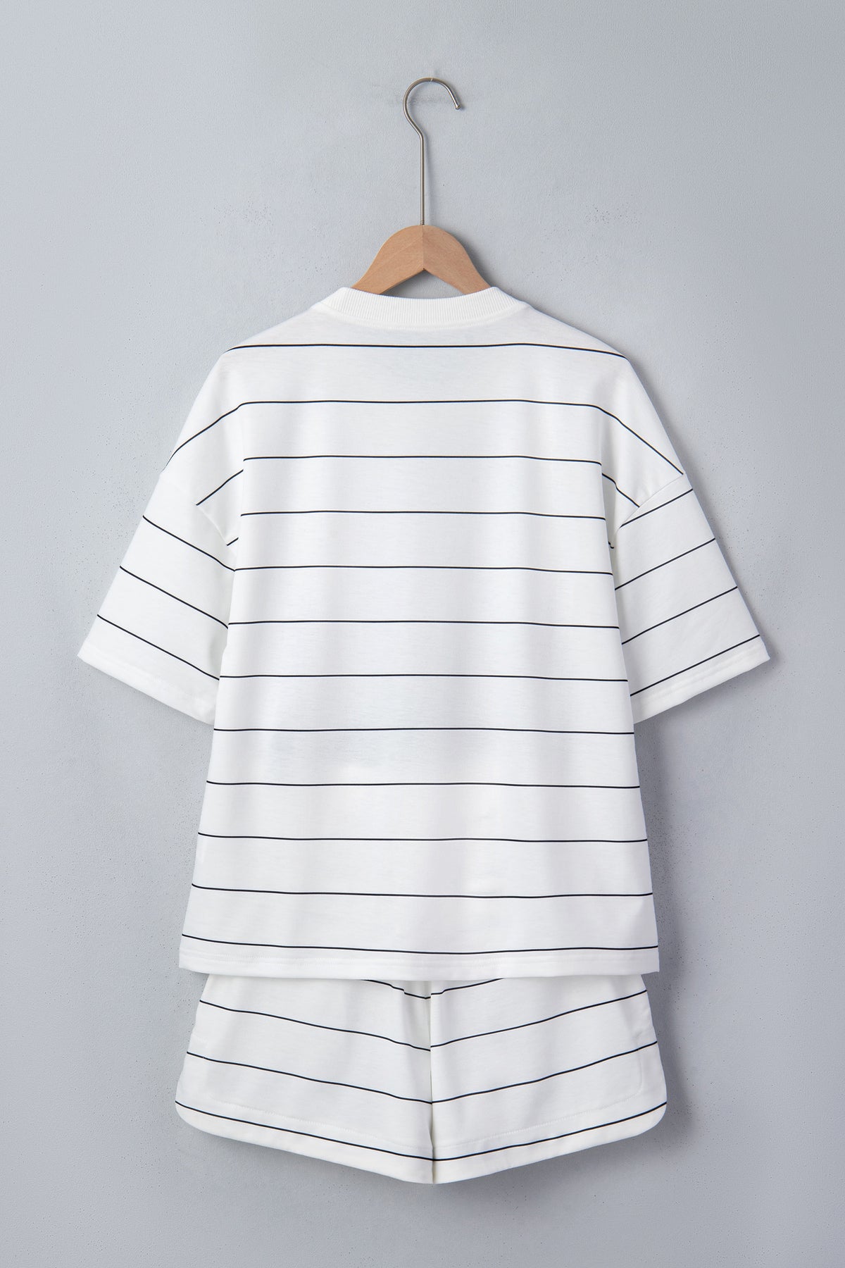 White Stripe Half Sleeve Tee Drawstring Shorts 2pcs Set