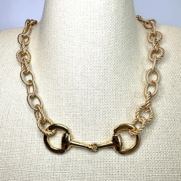 ST273A Mat Gold 16 Inch Equesterian Snaffle Bit Necklace